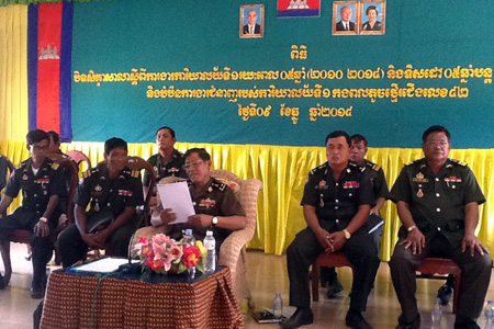 កងពល​តូច​ថ្មើរជើង​លេខ​៤២​បើក​សិក្ខាសាលា​ស្តី​អំពីរ​ការ​ងារ​រយៈពេល​៥​និង​ទិសដៅ​៥​ឆ្នាំ​បន្ត