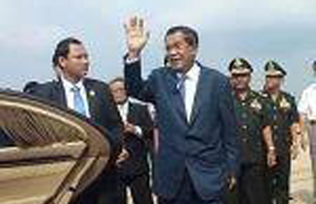 សម្តេច​តេជោ ហ៊ុន សែន ដឹកនាំ​ប្រតិភូ​ជាន់ខ្ពស់​ទៅ ចូលរួម​កិច្ចប្រជុំ​កំពូល​រំ​ឮ​ក​ខួប​អនុស្សាវរីយ៍ ២៥ ឆ្នាំ​នៃ​ទំនាក់​ទំ​ន ង​ដៃគូ​អាស៊ាន សាធារណរដ្ឋ​កូរ៉េ​