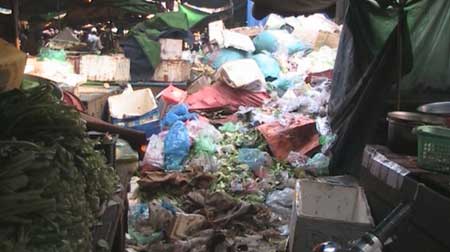 គំនរ​សំរាម​គរ​ដូច​ភ្នំ​លោក​ជា គង់ មិន​យក​ភ្នែក​មើល​