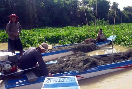 សង្ស័យ​ថា​នាយ​សង្កាត់​ជលផល បើកដៃ​ឲ្យមាន​បទល្មើស​វាយ​អ៊ួន​ក្រឡាញឹ​ក​ក្នុង​ស្រុក​ជល​គី​រី​