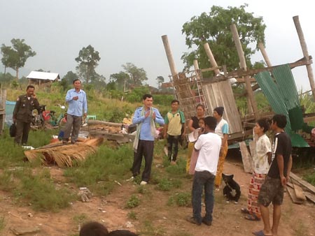 ផ្ទះ​ប្រជាពលរដ្ឋ​១៨៦​ខ្នង​រងគ្រោះ​ដោយ​ខ្យល់ព្យុះ​ត្រូវ​ឧត្តមសេនីយ៍ត្រី ប៊ុន ចាន់ថា ដឹកនាំ​កម្លាំង​ចុះ​ជួយ​សាងសង់​និង​ជួសជុល​