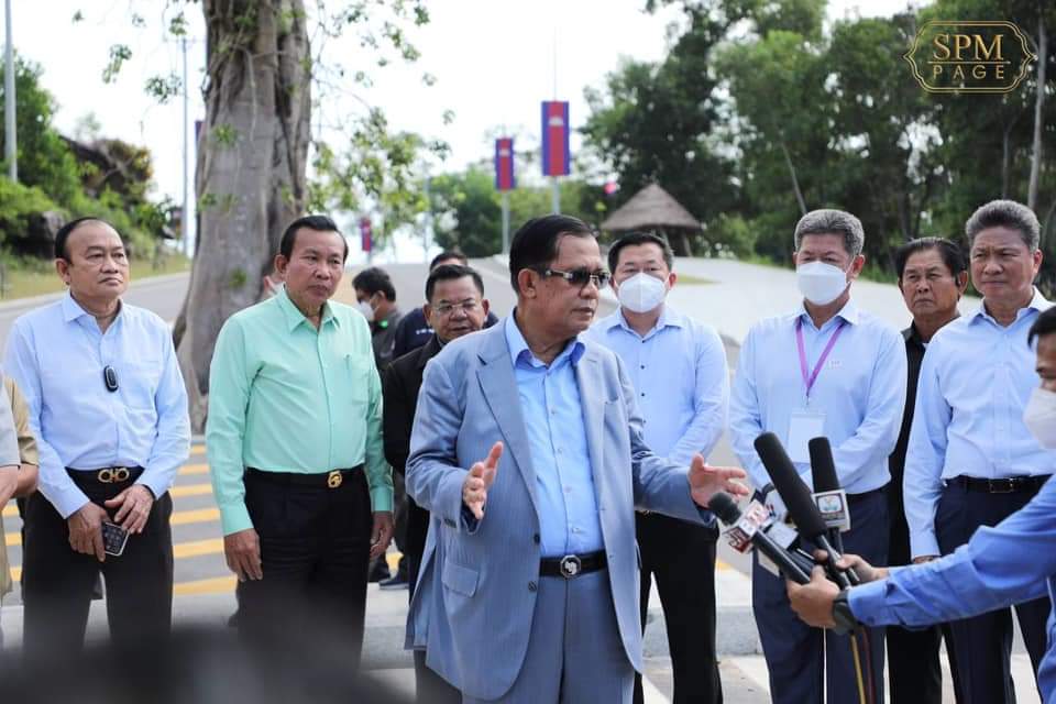 សម្តេចតេជោ ហ៊ុន សែន បញ្ជាក់អត្ថន័យ «ដើមឈើចាំស្នេហ៍ និងសិលាចាំស្នេហ៍» ដែលជាកន្លែងដែលសម្ដេចបានដាក់ឈ្មោះនៅផ្លូវថ្មីនាក្រុងព្រះសីហនុ