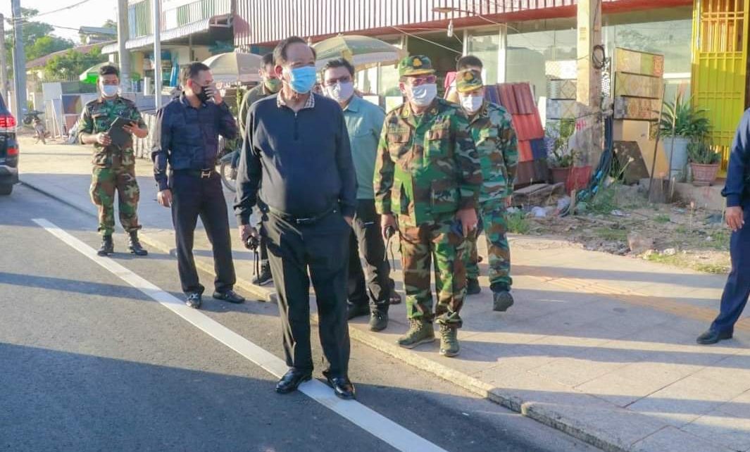 សម្តេចពិជ័យសេនា អញ្ជើញចុះពិនិត្យផ្លូវស្ថាបនាដោយកងវិស្វកម្មស្ពានថ្នល់ លេខ១៧៨ ក្នុងដំណើរចុះបំពេញបេសកកម្មនៅលើទឹកដីប្រវត្តិសាស្ត្រខេត្តសៀមរាប