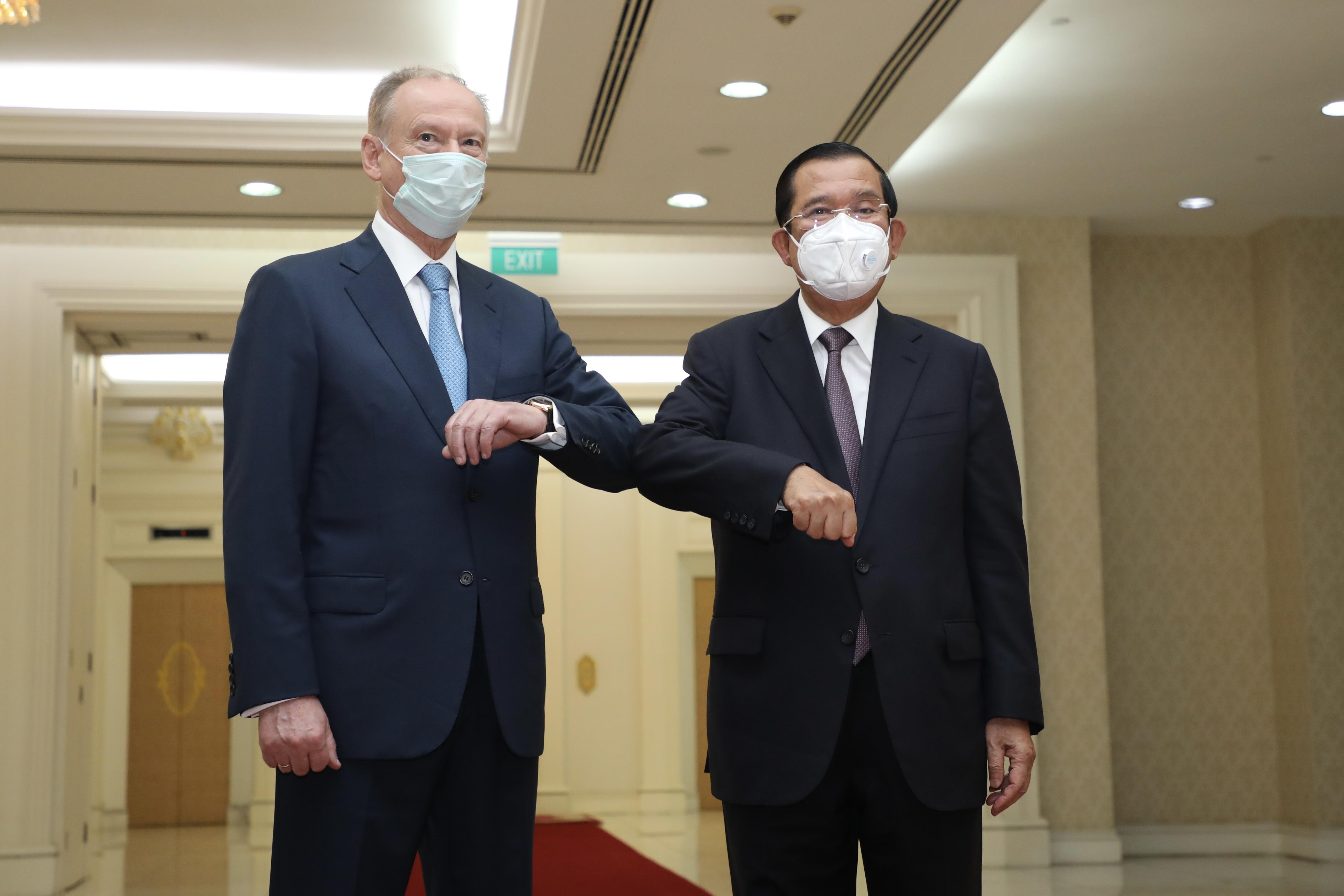 សម្តេចតេជោ ហ៊ុន សែន ចង់ឃើញកម្ពុជា និងរុស្ស៉ី មានកិច្ចព្រមព្រៀងពាណិជ្ជកម្មសេរី