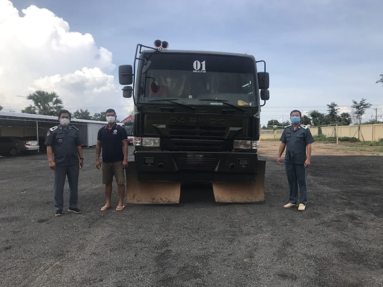 មេគយសង្ឃឹមថា ការអំពាវនាវរបស់សម្តេចតេជោ ហ៊ុន សែន នឹងជំរុញឲ្យម្ចាស់រថយន្តគ្មានពន្ធ រួសរាន់មកបង់ពន្ធកាន់តែច្រើន