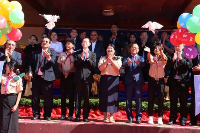 ក្រុមការងារ​រាជរដ្ឋាភិបាល​ចុះ​មូលដ្ឋាន​ខេត្ត​មណ្ឌលគិរី រៀបចំ​ពិ​ធីមិទ្ធីញ​អបអរសាទរ​ខួប​ទី​៤៦ នៃ​ទិវា​ជ័យជម្នះ ៧ មករា​, មហាជន​ជាង​១០០០​នាក់​បាន​ចូលរួម