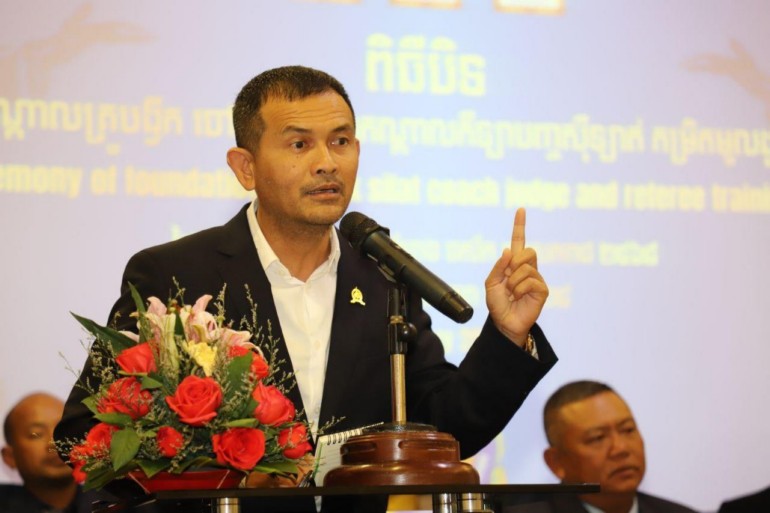 លោក​ឧត្តមសេនីយ៍ត្រី សឹង្ហ ទុំ អញ្ជើ​ញ​បិទ​វគ្គ​បណ្តុះបណ្តាល​គ្រូបង្វឹក ចៅក្រម អាជ្ញាកណ្តាល កីឡា​បញ្ច​ស៊ី​ឡាត់​កម្រិត​មូលដ្ឋាន ឆ្នាំ​២០២៥ នៅ​ខេត្ត​បន្ទាយមានជ័យ