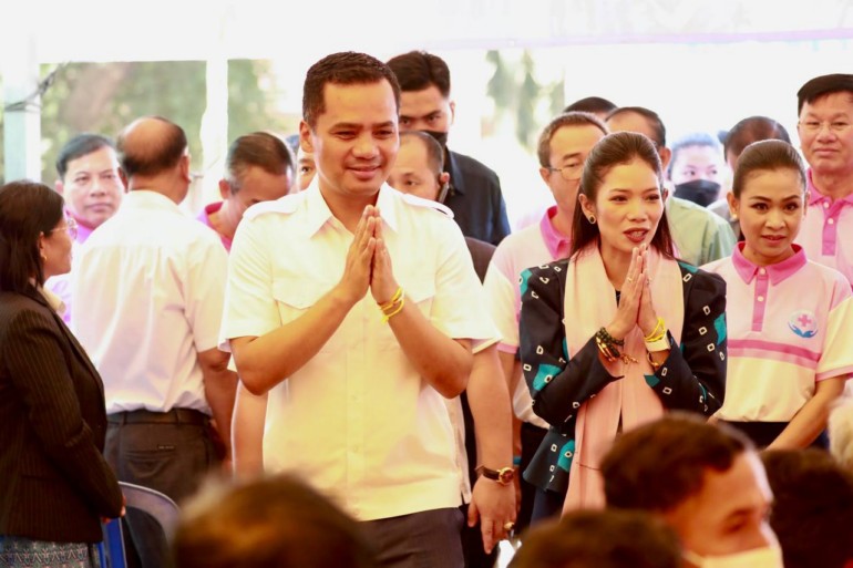 ឯកឧត្តមអភិសន្តិបណ្ឌិត ស សុខា ក្រើនរម្លឹកកុមារ កុំឱ្យទទួលទានភេសជ្ជៈកំប៉ុងមានរសជាតិផ្អែមពេក ចៀសវាងកើតជំងឺទឹកនោមផ្អែម!
