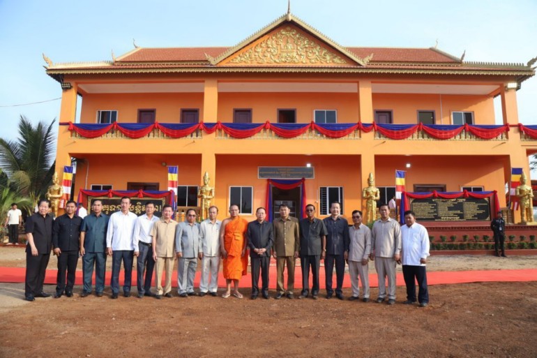 ឯកឧត្តម​បណ្ឌិត អ៊ាង សុផល្លែត អញ្ជើញ​សម្ពោធ​ឆ្លង​មហា​កុដិ និង​សមិទ្ធផល​នានា ក្នុង​វត្ត​តេជ​សុវណ្ណ​ភូមិ នៅ​ទី​រួម​ខេត្ត​ត្បូងឃ្មុំ​