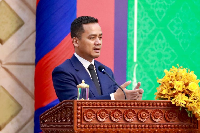 ឯកឧត្តម​អភិ​សន្តិ​បណ្ឌិត ស សុខា រំលេច​កិច្ចការ​អាទិភាព ៣ ឱ្យ​អង្គសន្និបាត​ក្រសួងមហាផ្ទៃ រិះរក​វិធី​សាស្ត្រ​ពង្រឹងគុណភាព​បន្ថែម​លើ​ភារកិច្ច​ស្នូល​!