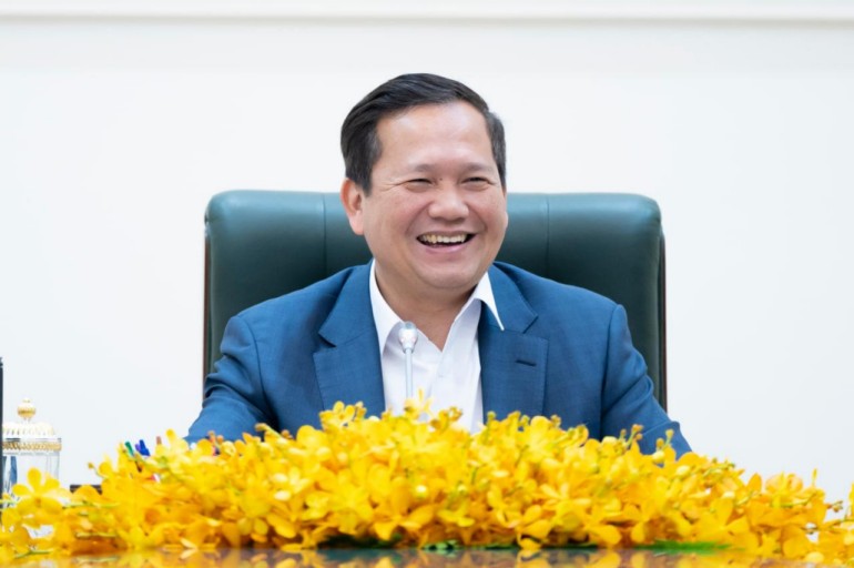 ​សម្តេច​មហា​បវរ​ធិបតី ហ៊ុន ម៉ា​ណែ​ត ដឹកនាំ​កិច្ចប្រជុំ​ត្រួតពិនិត្យ​វឌ្ឍនភាព​នៃ​ការអនុវត្ត​វិធានការ​គន្លឹះ ស្តីពី​ការលើកកម្ពស់​គុណភាព​សេវា​សុខាភិបាល​