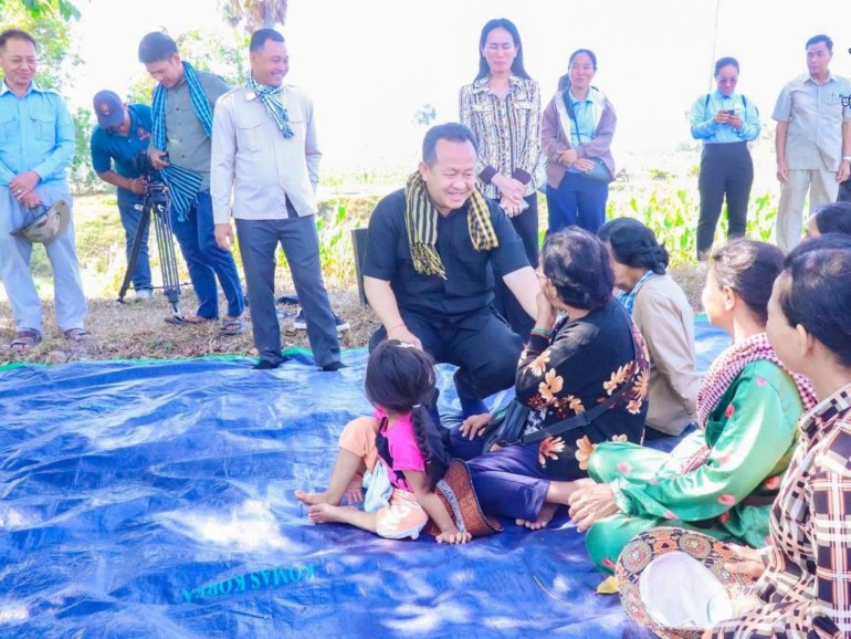 ​អភិបាលខេត្ត​កែប​លើកទឹកចិត្ត​កសិករ​បង្កើន​ការដាំដុះ ស្រប​ពេល​ទំនប់​ទឹក​អូរ​ក្រសា​មានលទ្ធភាព​គ្រប់គ្រាន់​ក្នុង​ការផ្គតផ្គង់​ទឹក