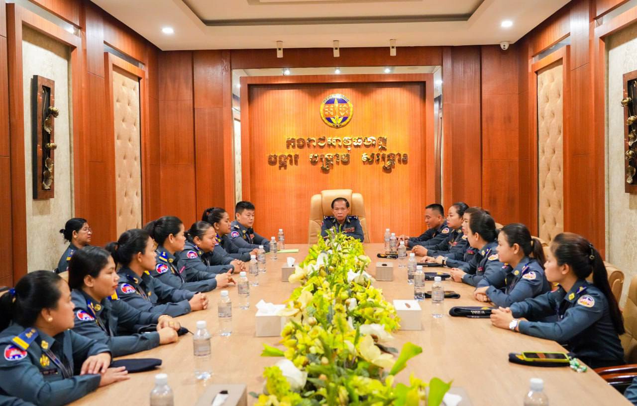 អាវុធហត្ថរាជធានីភ្នំពេញ ចូលរួមអបអរសាទរ ទិវាអន្តរជាតិនារី ៨ មីនា ខួបលើកទី១១៤!