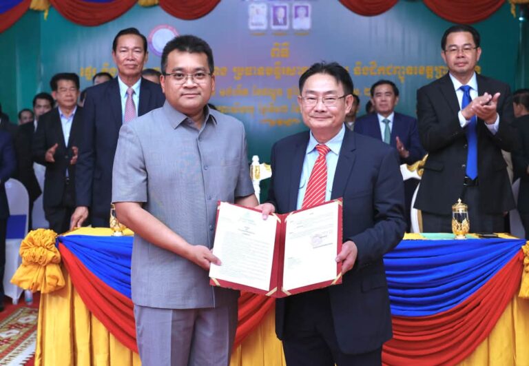 ពិធី​ផ្ទេរ និង​ប្រកាស​ចូល​កាន់​មុខតំណែង​ប្រធាន​មន្ទីរ​សាធារណការ និង​ដឹកជញ្ជូន​ខេត្ត​ព្រះសីហនុ​