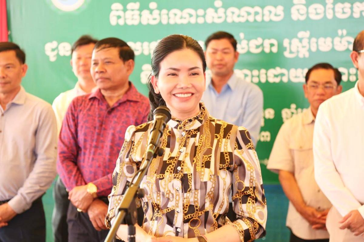ចាស់ជរា ស្ត្រី​មេម៉ាយ ជនពិការ និង​ជន​រង​គ្រោះ​ធម្មជាតិ ១៦០​គ្រួសារ នៅ​ខេត្ត​ប៉ៃលិន ទទួល​អំណោយ​ពី​រាជរដ្ឋាភិបាល​