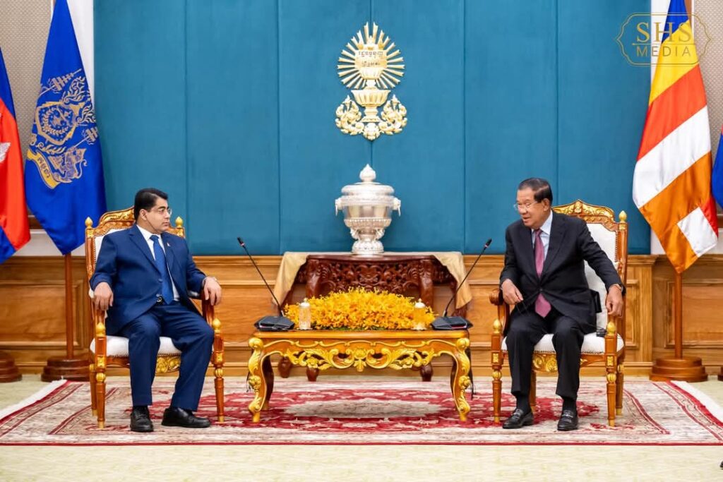 សម្ដេចតេជោ ហ៊ុន សែន អនុញ្ញាតឱ្យ ឯកឧត្តម ឯក ណាត ដាកាល (EK Nath Dhakal) អគ្គលេខាធិការនៃសន្និសីទប្រធានសភានៃអន្តរសភា (ISC) ចូលជួបសម្ដែងការគួរសម