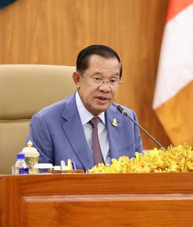 សម្ដេចតេជោ នាយកឧត្តមសេនីយ៍ផុតលេខផ្កាយមាសប្រាំ ហ៊ុន សែន បញ្ជាក់យ៉ាងច្បាស់ថា សូមកងទ័ពទាំងឡាយកុំខ្លាច នៅក្នុងការវាយប្រហារជាមួយសត្រូវ ដែលឈ្លានពានយើង