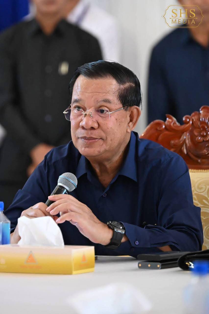 សម្តេចតេជោ ហ៊ុន សែន៖ «ថៃលើកដុំថ្មទម្លាក់លើជើងខ្លួនឯង, តើតុលាការថៃហ៊ានបើកការស៊ើបអង្កេតលើ ថាក់ស៊ីន ដែលជាមនុស្សសិ្នទ្ធបំផុតជាមួយខ្ញុំឬទេ?»