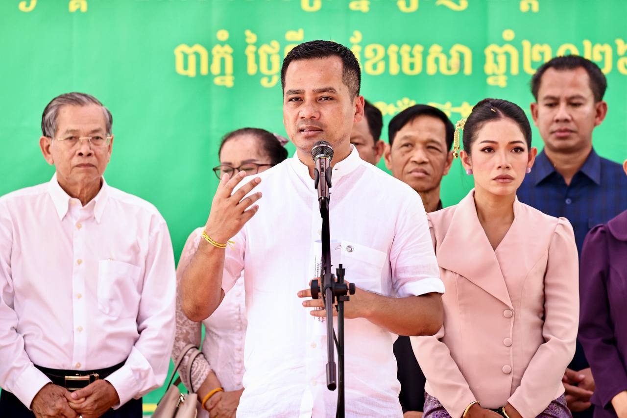 ឯកឧត្តមអភិសន្តិបណ្ឌិត ស សុខា អំពាវនាវអាណាព្យាបាល យកចិត្តទុកដាក់ជាអាទិភាពលើការអប់រំកូនចៅ ចាប់ពីថ្នាក់កុមារតូច!