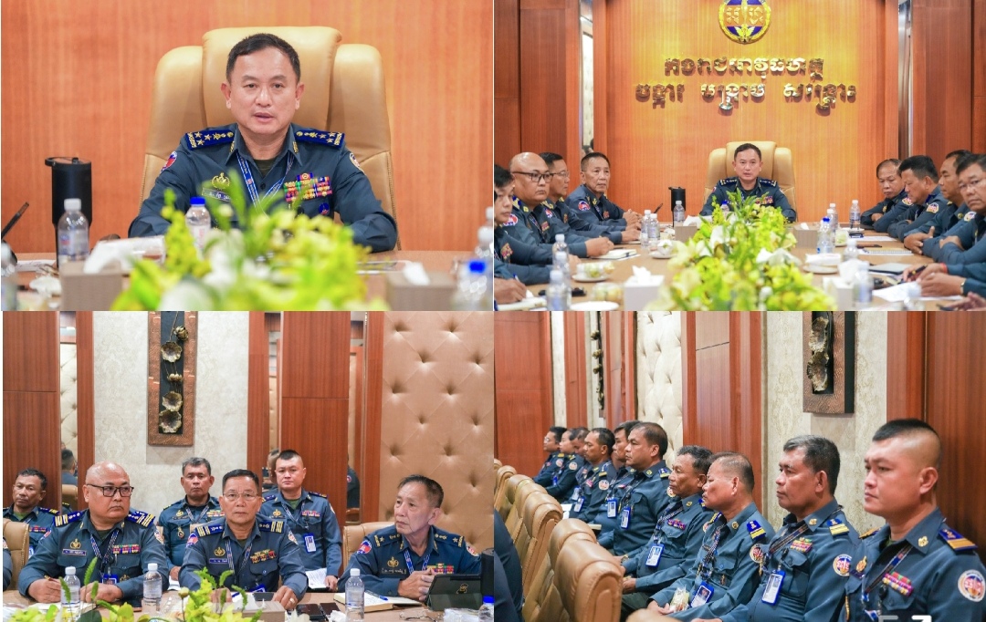 អាវុធហត្ថរាជធានីភ្នំពេញ ចូលរួមក្នុងកិច្ចប្រជុំផ្សព្វផ្សាយផែនការស្វ័យត្រួតពិនិត្យចំនួនទ័ព-កូន និងនីតិវិធីដាក់យោធិន នៃកងរាជអាវុធហត្ថ ឲ្យចូលសោធននិវត្តន៍!