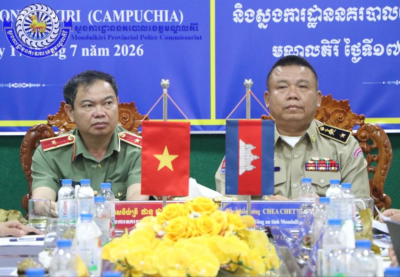 ដោយអនុវត្តតាមអនុសាស​ន៍និងការ​ឯកភាពដ៏ខ្ពង់ខ្ពស់ពី ឯកឧត្តម នាយឧត្តមសេ​នីយ៍ ស ថេត អគ្គស្នងការនគរបាលជាតិ