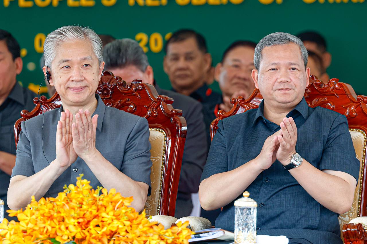 សម្ដេចមហាបវរធិបតី ហ៊ុន ម៉ាណែត ណែនាំឱ្យក្រុមហ៊ុនដឹកជញ្ជូនទាំងអស់ ចូលរួមថែរក្សាផ្លូវទាំងអស់គ្នា ដោយមិនត្រូវដឹកលើសទម្ងន់កំណត់