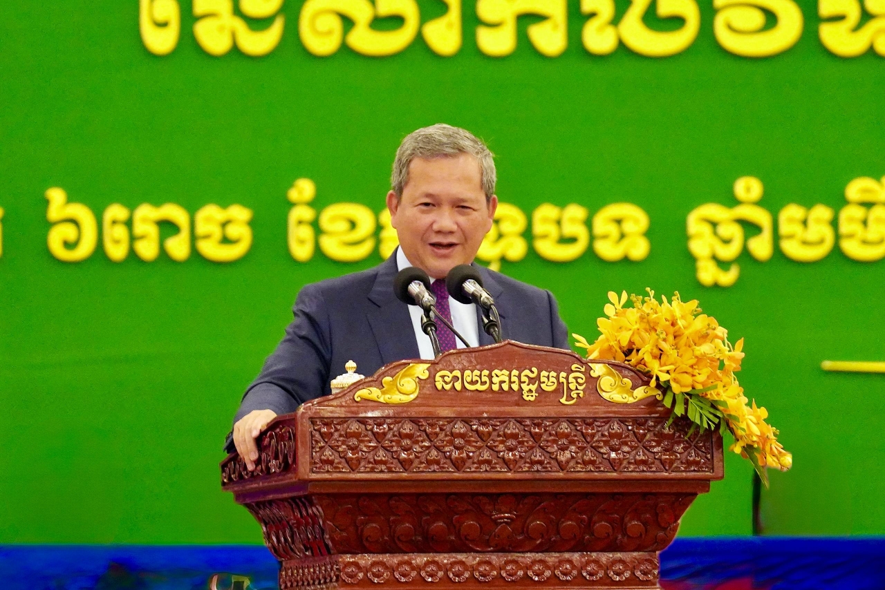 សម្ដេចមហាបវរធិបតី ហ៊ុន ម៉ាណែត៖ «AI មិន​មែនមកជំនួសមនុស្សទេ ប៉ុន្តែមនុស្សចេះប្រើ AI មានប្រៀប​ជាង​មនុស្សដែលមិនចេះប្រើ» 