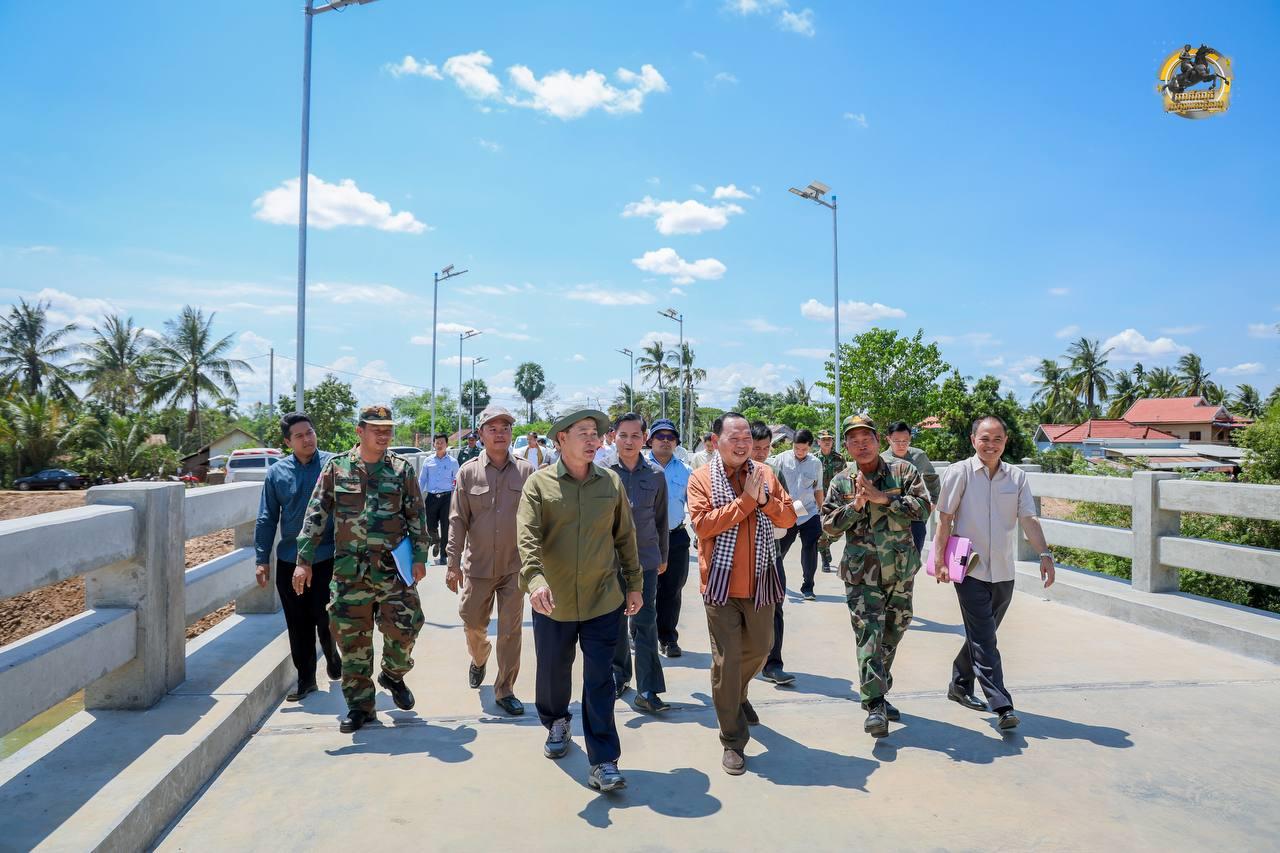 ស្ពានបេតុងថ្មី ឆ្លងកាត់ស្ទឹងពោធិ៍សាត់ ក្នុងស្រុកកណ្តៀង ជាអំណោយដ៏ថ្លៃថ្លា របស់សម្តេចបវរធិបតី ហ៊ុន ម៉ាណែត បានប្រគល់ជូនរដ្ឋបាលខេត្តពោធិ៍សាត់ ប្រើប្រាស់បណ្តោះអាសន្ន