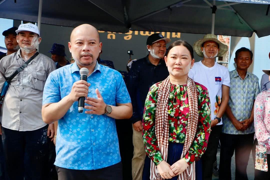 រយៈពេល៣ថ្ងៃនៃសង្ក្រាន្តស្វាយរៀង មានភ្ញៀវទេសចរ និងបងប្អូនប្រជាពលរដ្ឋជាង ៦៦ម៉ឺននាក់ មកលេងកម្សាន្ត!