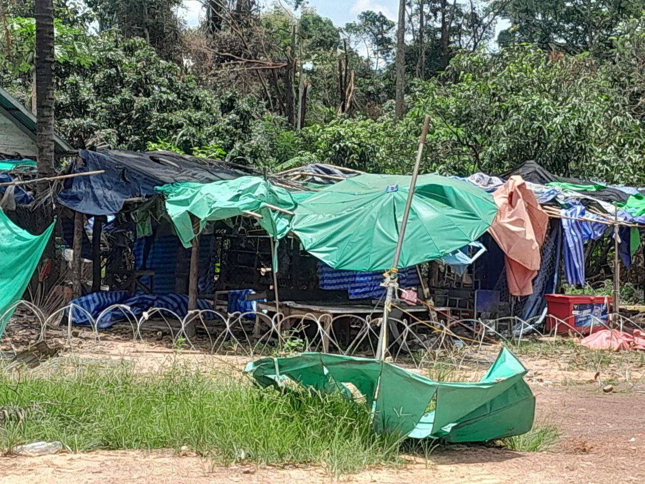 ថៃ​បាន​បញ្ជូន​កម្លាំង​ប្រដាប់អាវុធ​គ្រប់​ដៃ និង​គ្រឿងចក្រ​ចូល​ក្នុង​តំបន់​អាន​សេះ ដែល​ជា​ដែន​អធិបតេយ្យ​របស់​កម្ពុជា​បំពាន​បទ​ឈប់​បាញ់​