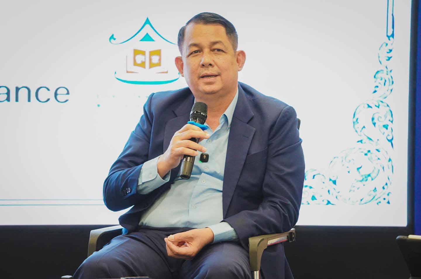 ឯកឧត្ដម​ ផុស សុវណ្ណ៖ ច្បាប់ស្តីពីរបបសារព័ត៌មាន មានអាយុ៣០ឆ្នាំ ឆ្លងកាត់រដ្ឋមន្ត្រី ៣រូប រំពឹងថានឹងត្រូវតាក់តែងរួចឆាប់ៗ ដើម្បីឆ្លើយតបទៅនឹងសម័យឌីជីថល