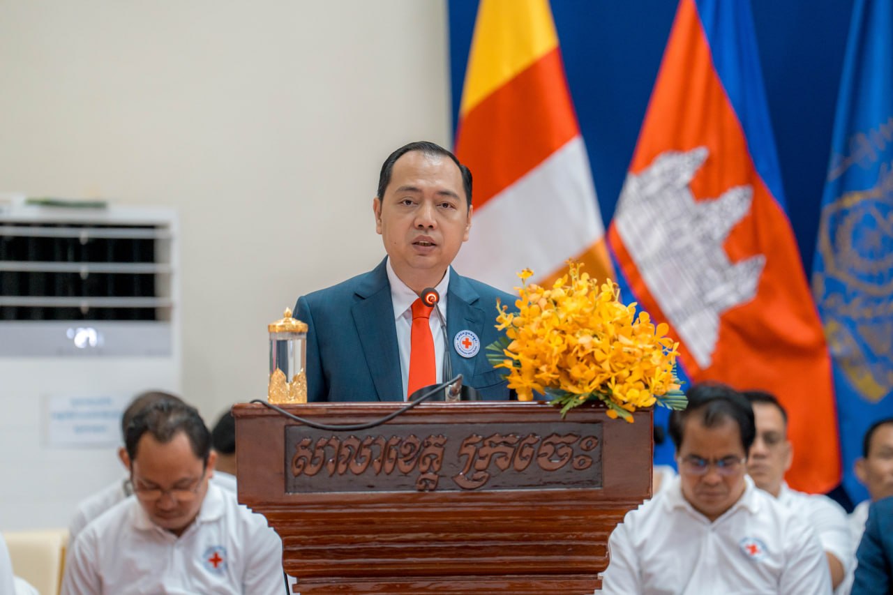 យោងតាមប្រសាសន៍សម្តេចតេជោ! រដ្ឋមន្ត្រី នេត្រ ភក្ត្រា បន្តរម្លឹកដល់អាជ្ញាធរខេត្តក្រចេះ ឱ្យយកចិត្តទុកដាក់លើគ្រួសារវីរកងទ័ពដែលពលី ក្នុងបុព្វហេតុការពារទឹកដី