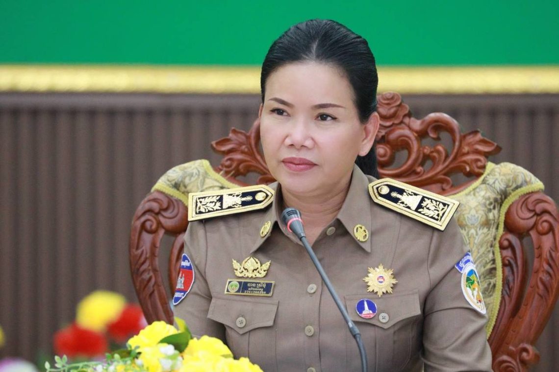 អភិបាលខេត្តប៉ៃលិន ប្រជុំពិនិត្យវឌ្ឍនភាពការងារយុទ្ធនាការទប់ស្កាត់ សកម្មភាពឆបោកតាមប្រព័ន្ធបច្ចេកវិទ្យា (Online Scams) នៅក្នុងមូលដ្ឋាន