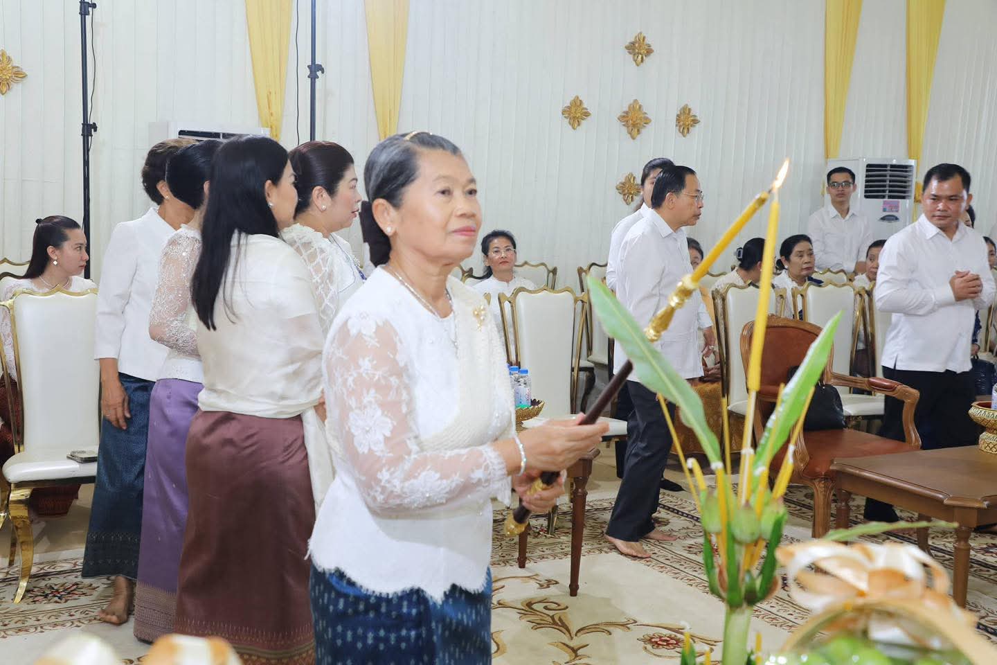 សម្តេច ម៉ែន សំអន អញ្ជើញជាតំណាងដ៏ខ្ពង់ខ្ពស់ សម្តេចតេជោ ហ៊ុន សែន និងសម្តេចកិត្តិព្រឹទ្ធបណ្ឌិត ប៊ុន រ៉ានី ហ៊ុនសែន ក្នុងពិធីបញ្ចុះបឋមសិលាកសាងអគារសាលបដិសណ្ឋារកិច្ច នៅវត្តនិគ្រោធវ័ន គល់ទទឹង