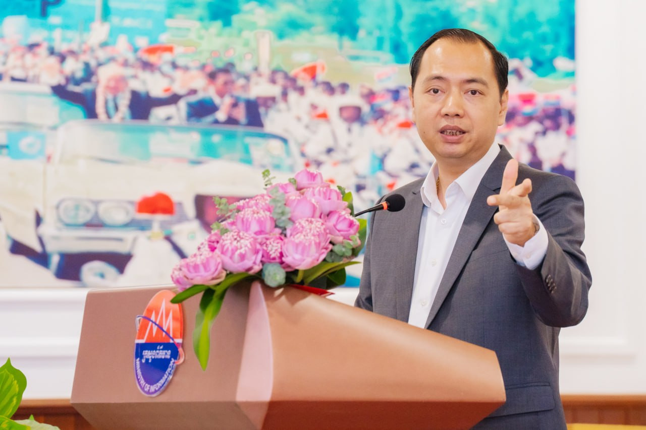 រដ្ឋមន្ត្រី នេត្រ ភក្ត្រា៖ ក្រសួងព័ត៌មានបង្កើនការបណ្តុះបណ្តាលភាសាបរទេសដល់មន្ត្រី ដើម្បីបង្កើនកាផលិត និងពង្រីកការផ្សព្វផ្សាយព័ត៌មានពិតពីកម្ពុជាទៅកាន់ឆាកអន្តរជាតិ